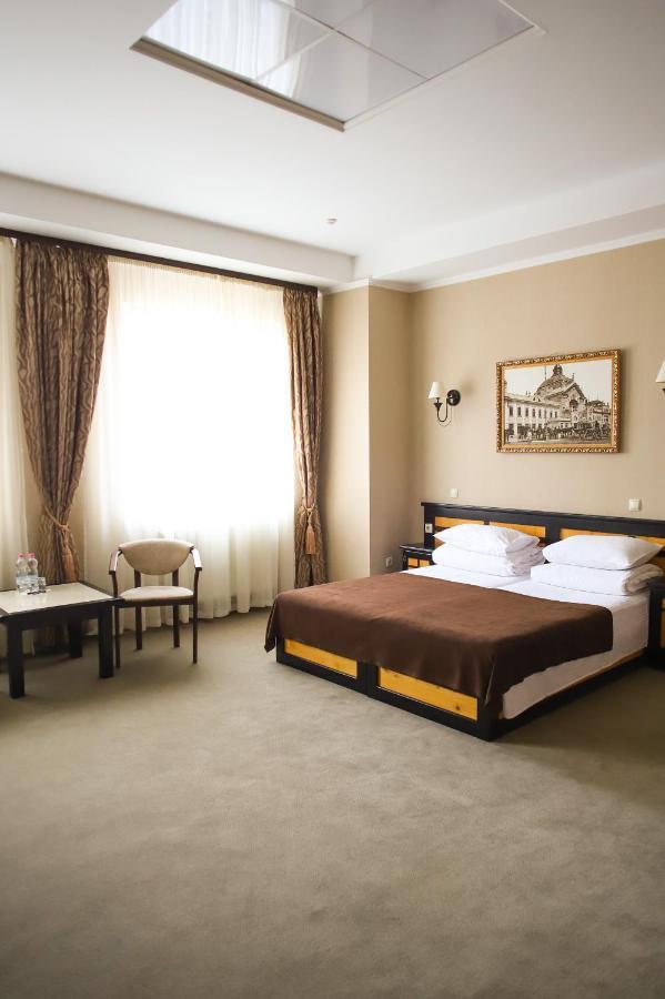 Georg Palace Hotel تشيرنيفتسي المظهر الخارجي الصورة
