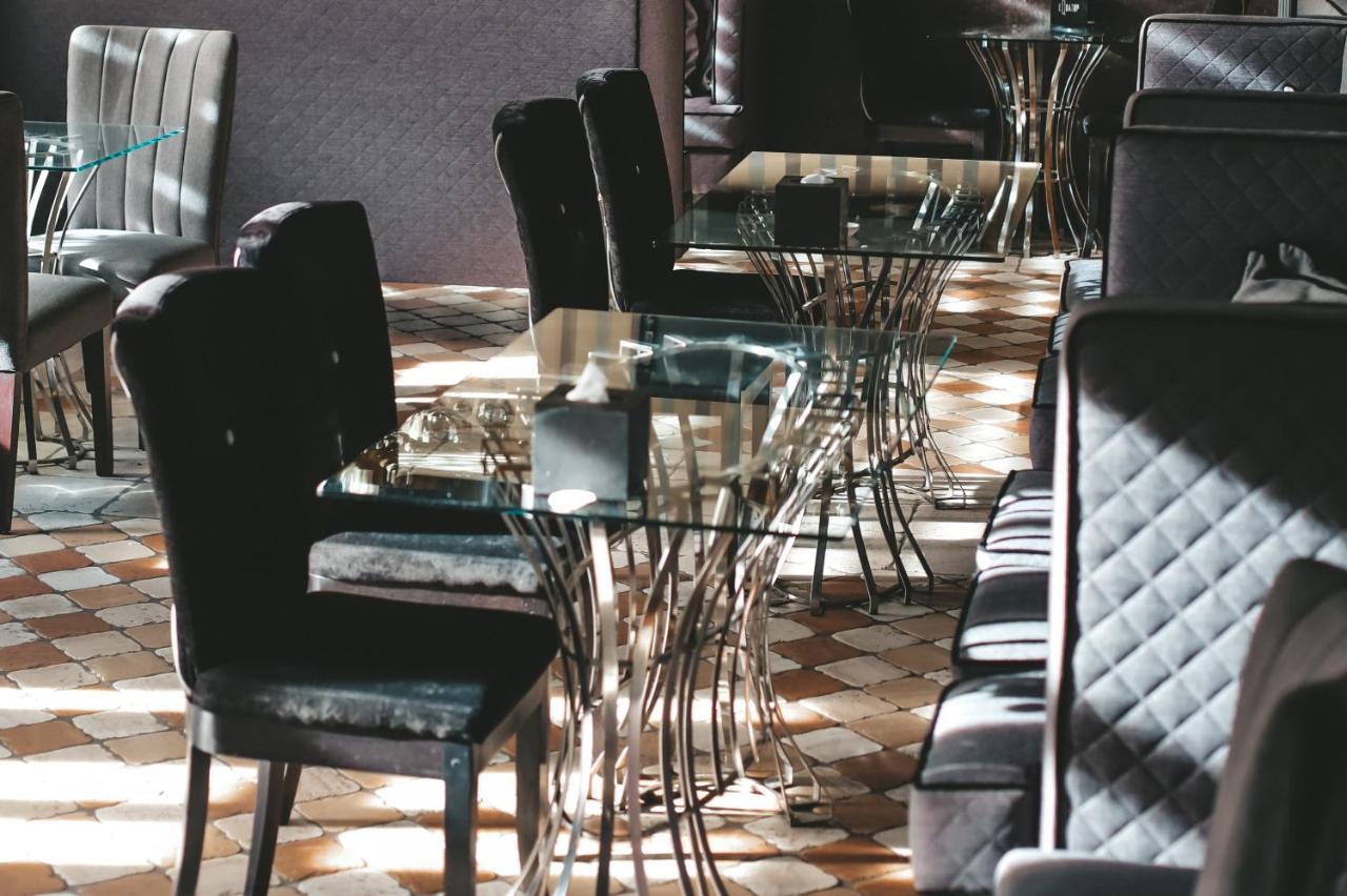 Georg Palace Hotel تشيرنيفتسي المظهر الخارجي الصورة