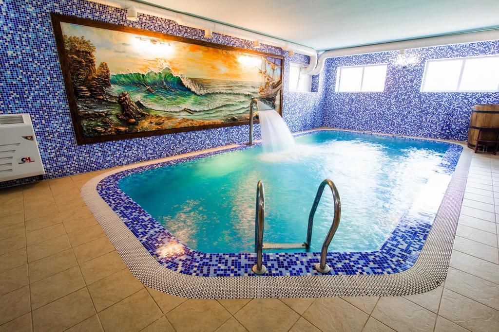 Georg Palace Hotel تشيرنيفتسي المظهر الخارجي الصورة